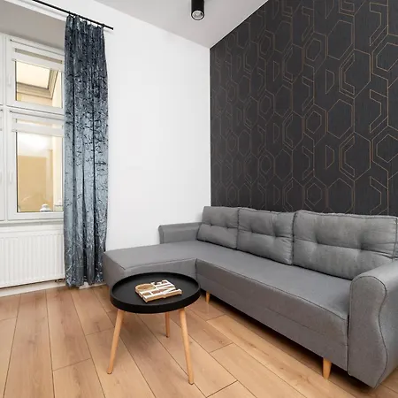 Cozy Urban By Bookinghost Apartment *